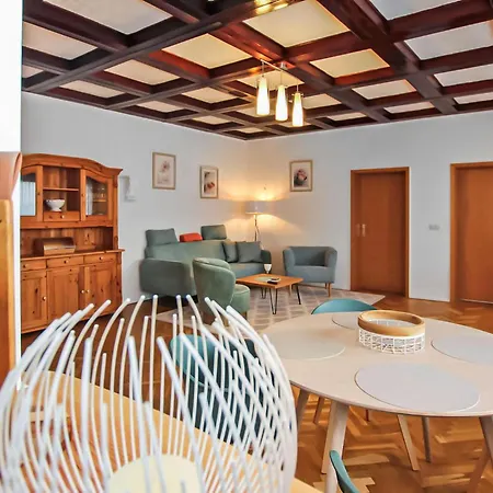 Ferienhaus Lychen 펜션 뤼헨